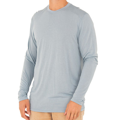 Free Fly Apparel Bamboo Lightweight Long Sleeve Shirt for Men (Past Season) Cays Blue 