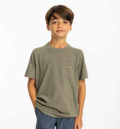 Free Fly Apparel Redfish Camo Pocket Tee for Youth Heather Fatigue 