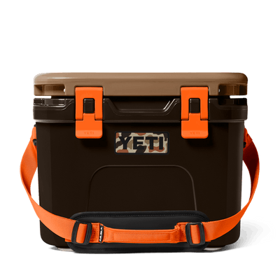 Yeti Roadie 15 Cooler Wetlands Camo